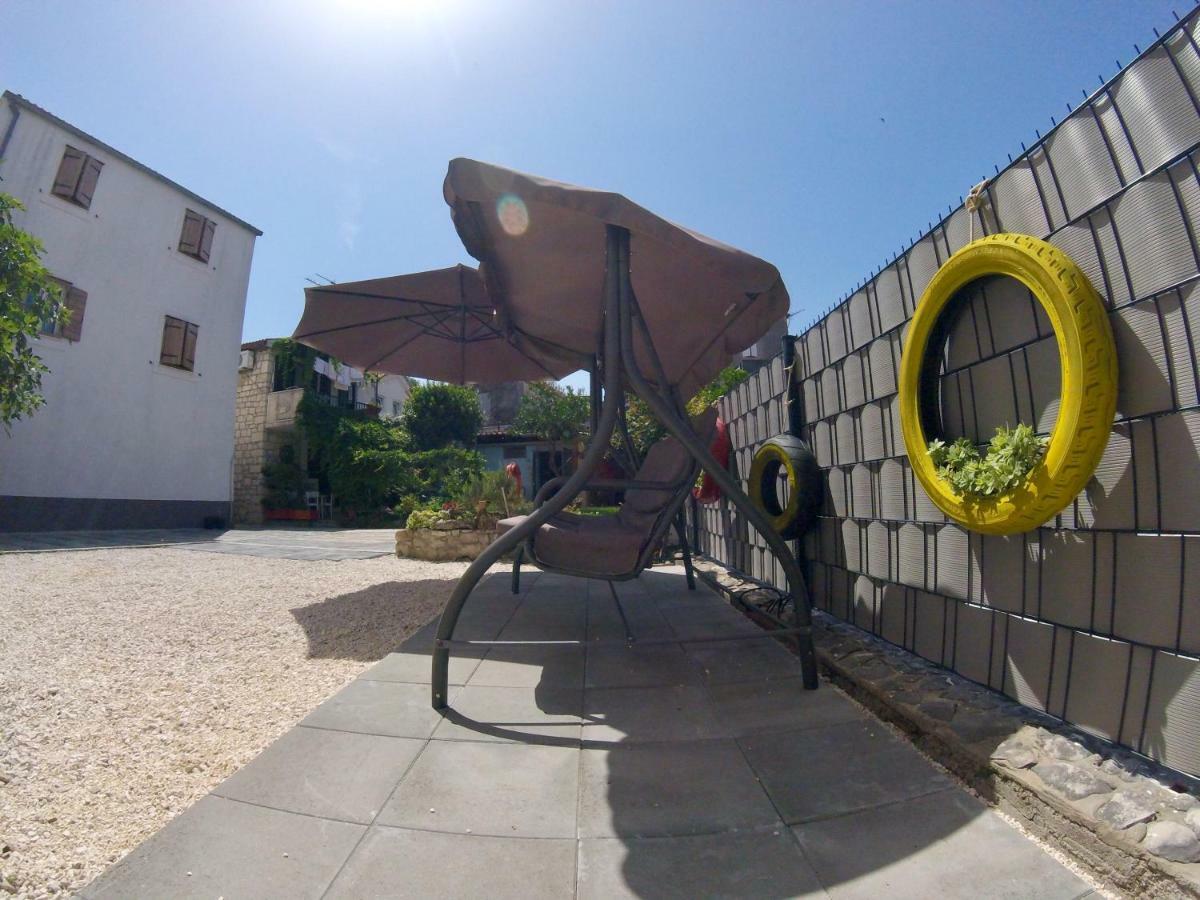 Apartments Lea Trogir Extérieur photo